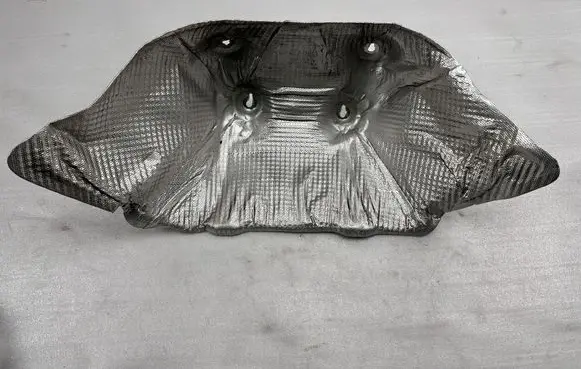 Audi Q7 4M Heat shield in engine bay 4M0825621