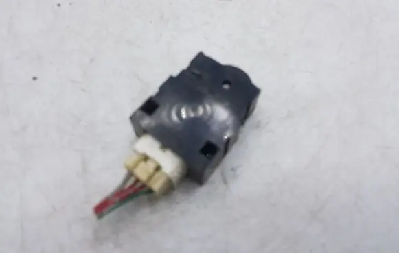 Toyota Auris 150 Light switch NOCODE