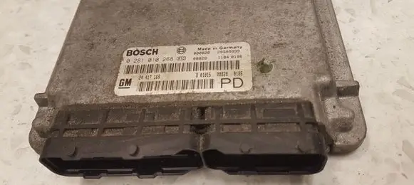 Opel Zafira A Engine control unit/module 0281010268 24417169