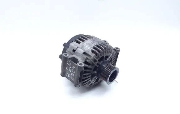 Mercedes-Benz C W204 Generator/alternator A0009060401