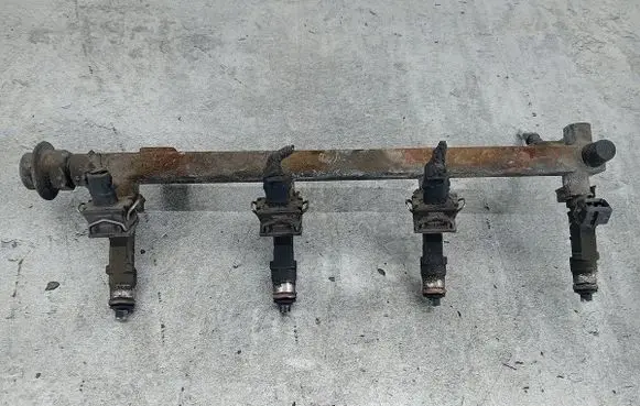Chevrolet Captiva Fuel main line pipe