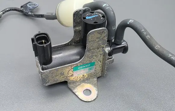 Honda Accord Turbo solenoid valve 1397000870