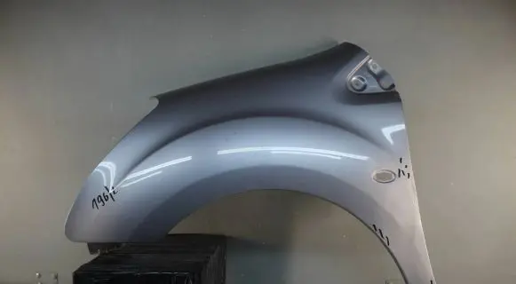 Peugeot Partner Fender mounting bracket