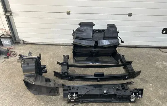 Opel Grandland X Radiator support slam panel 9861012880 088ZT0T986 9847978370