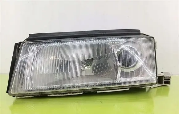 Skoda Octavia Mk1 (1U) Headlight/headlamp 24608500LI