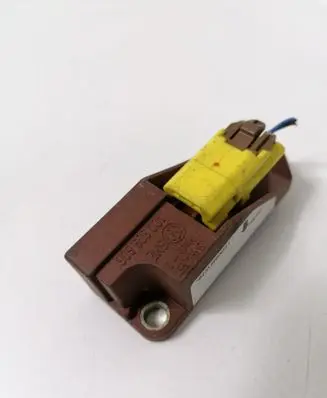 Volkswagen Touran I Airbag deployment crash/impact sensor 1C0909606