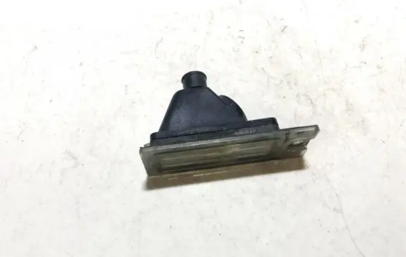 Volvo V70 Number plate light 9187153