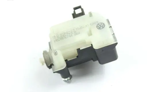 Fuel tank cap lock motor