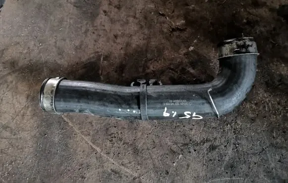 Volkswagen Golf V Intercooler hose/pipe 1K0145838C