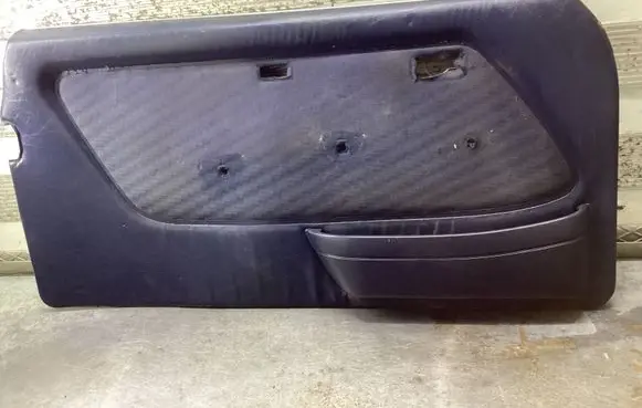 Mercedes-Benz W123 Front door card panel trim