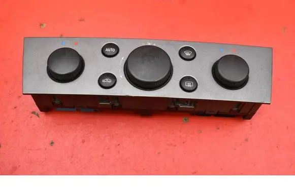 Opel Vectra C Climate control unit 13138196