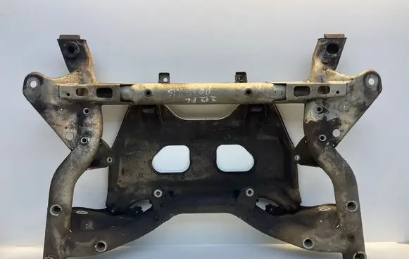 Mercedes-Benz E W212 Front subframe A212628012 212628012
