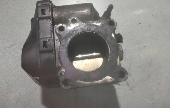 Skoda Fabia Mk1 (6Y) Throttle valve 047133062 5WS02090 43133062
