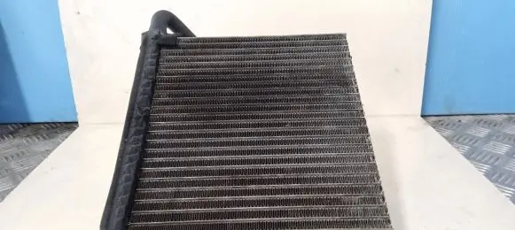 Ford C-MAX I Coolant radiator