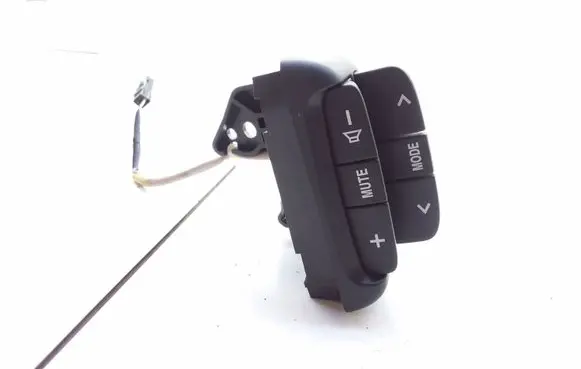 Suzuki Liana Sound control switch 75B111 4620Z60