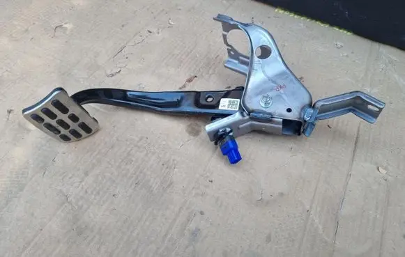 KIA Xceed Brake pedal 32800-J7210KB