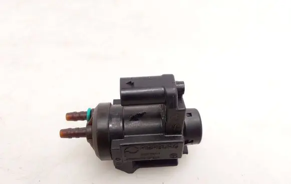 BMW 3 G20 G21 Vacuum valve 8570591