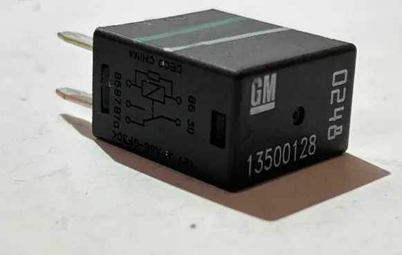 Opel Insignia A Other relay 13500128