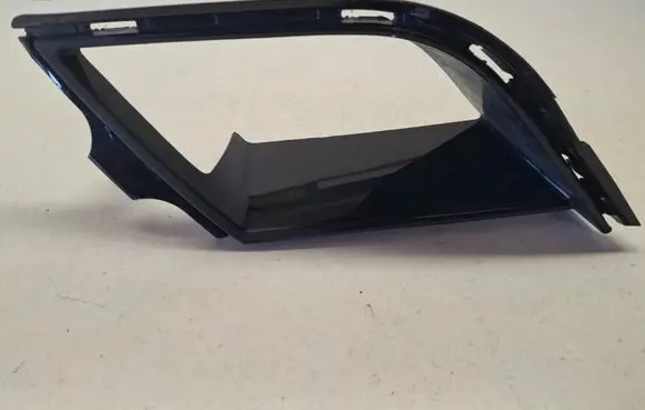 BMW 7 G70 Front bumper lower grill 5A09A55 51115A09A55