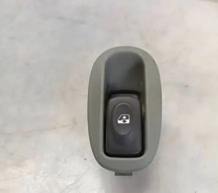 Renault Scenic I Electric window control switch 7700836267