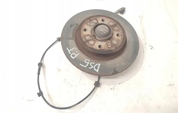 Citroen DS5 Rear wheel hub spindle/knuckle 