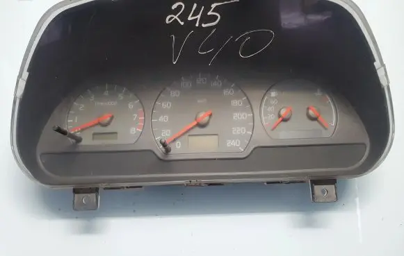 Volvo S40, V40 Speedometer (instrument cluster) 30864002004 30864182007