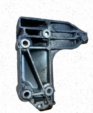 BMW X5 E53 A/C compressor mount bracket 7505980
