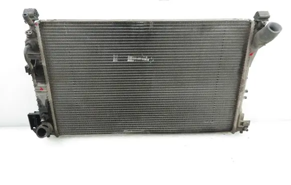 Opel Vectra C Coolant radiator 13191386