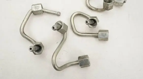 Audi Q5 SQ5 Fuel injector supply line/pipe 