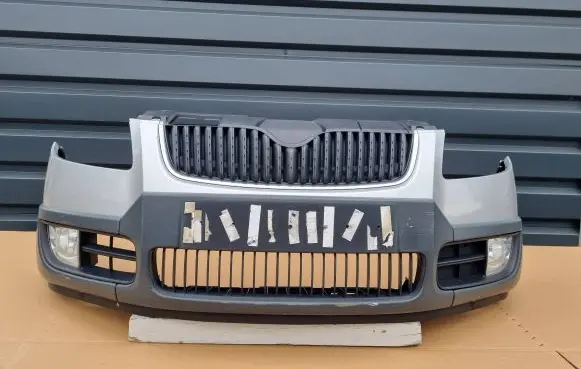 Skoda Fabia Mk2 (5J) Front bumper