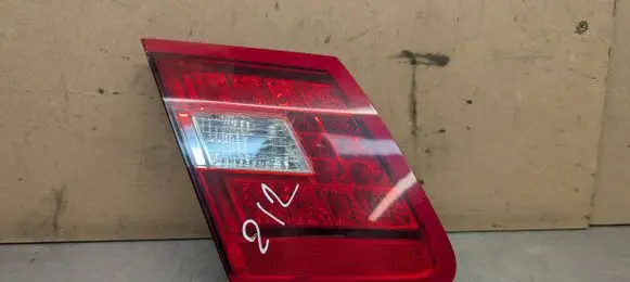 Mercedes-Benz E W212 Tailgate rear/tail lights A2129060358 483523 778003