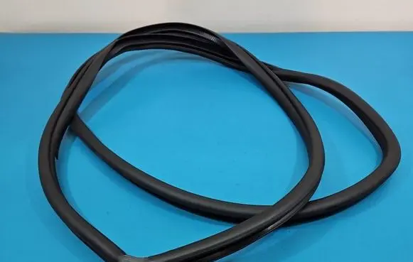 Toyota C-HR I Rubber seal rear door 62331F4010 IMPRK1590570