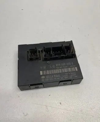 Audi A3 S3 A3 Sportback 8P Comfort/convenience module 8P0959433E 05700610 5DK00858346