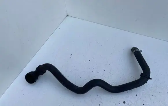 Volvo V40 Engine coolant pipe/hose 31338810