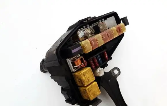 Volvo S70 V70 V70 XC Fuse box set 9128576 9162084