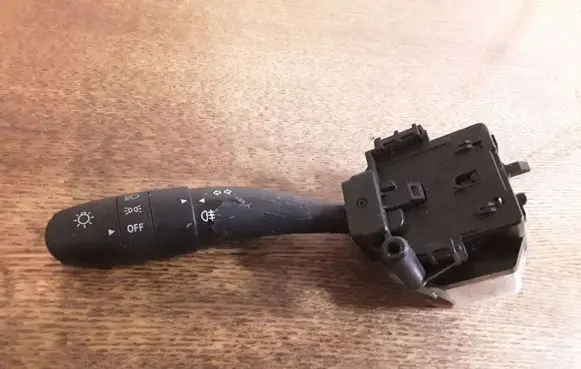 KIA Ceed Indicator stalk 3673MA