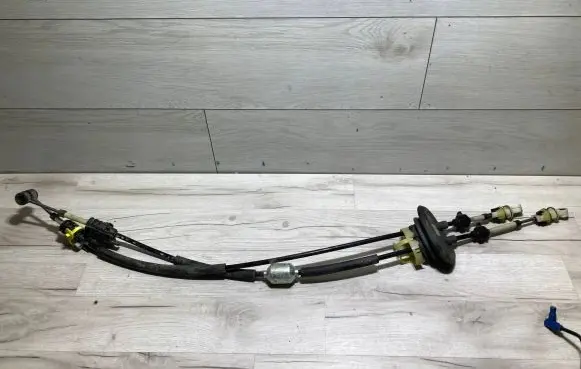 Citroen C3 Gear shift cable linkage