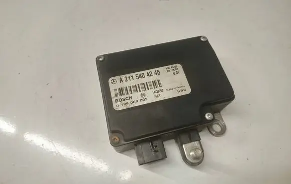 Mercedes-Benz CLS C219 Battery control module A2115404245