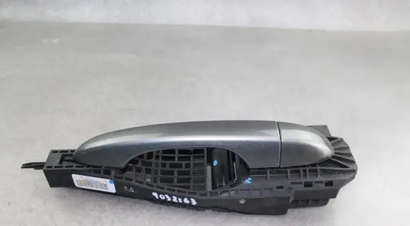 Dodge Dart Rear door exterior handle P68084836AD 68084836