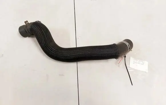 Nissan Qashqai Engine coolant pipe/hose