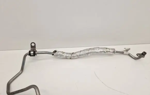 BMW 3 F30 F35 F31 Turbo turbocharger oiling pipe/hose 851361603