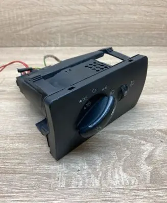 Ford Mondeo Mk III Light switch 1S7T13A024BB