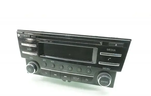 Nissan Pulsar Radio/CD/DVD/GPS head unit 281853ZL1A