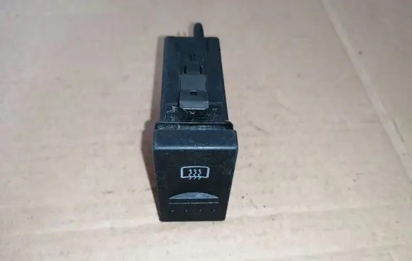 Volkswagen Polo III 6N 6N2 6NF Windscreen/window heater switch 6H0959621