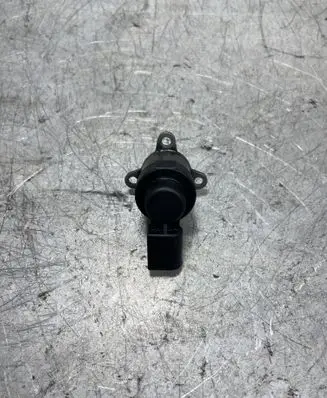 BMW 1 E81 E87 Fuel pressure sensor 0928400