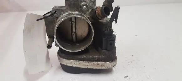 Opel Zafira B Throttle valve 55562380