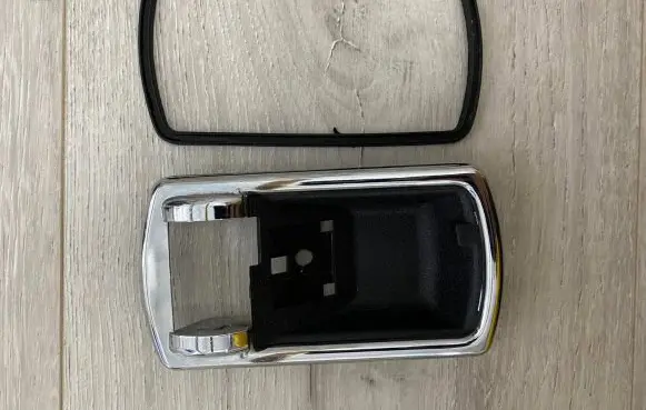 Jaguar XJ X40 Front door handle cover 
