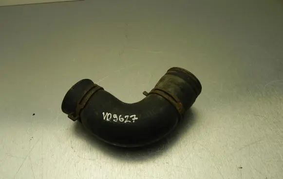 Air intake hose/pipe