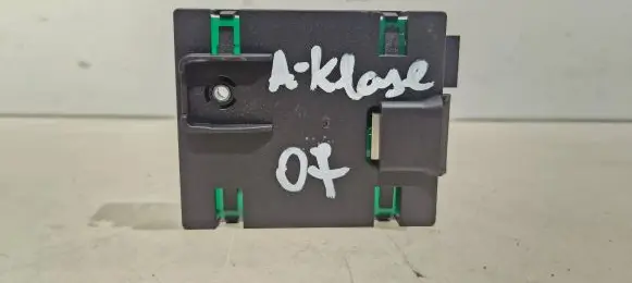 Mercedes-Benz A W169 Antenna control unit A1698200475