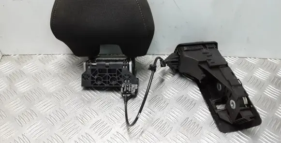 Volvo V40 Rear seat headrest 371317